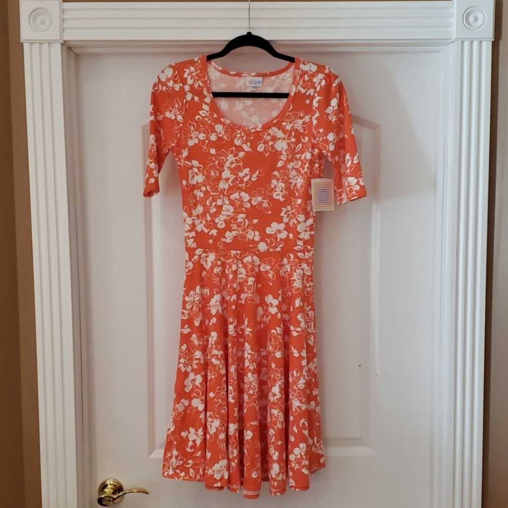 Lularoe Nicole dress